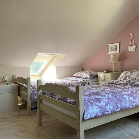 Cosy Twin Room With Private Bathroom Faversham Eksteriør billede