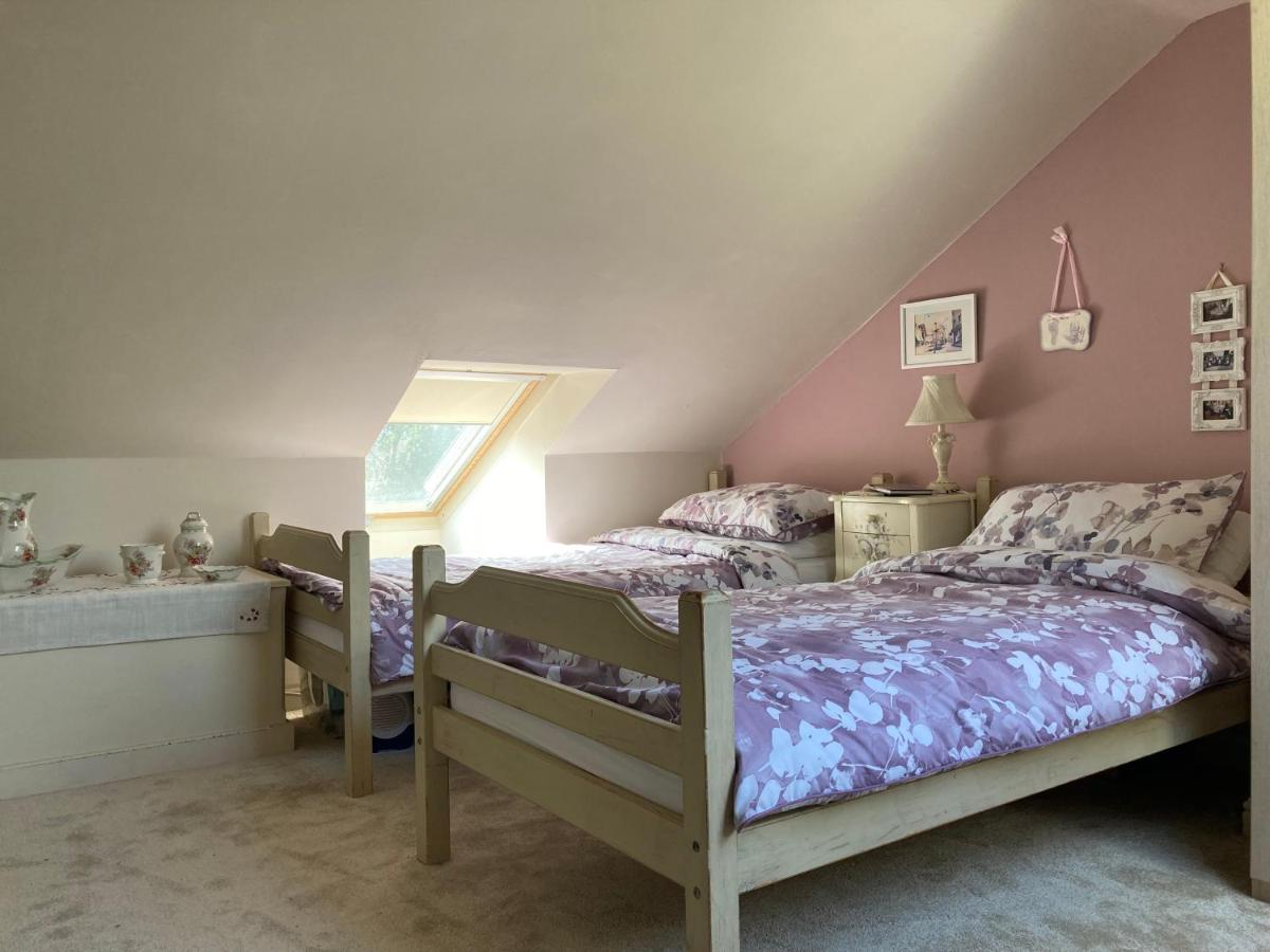 Cosy Twin Room With Private Bathroom Faversham Eksteriør billede
